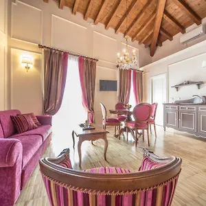 Lady Capulet Apartment
